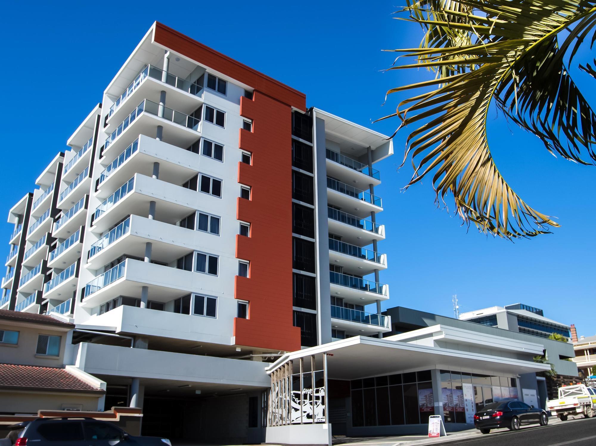 Curtis Central Apartments Official Gladstone Exterior photo